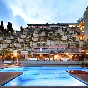 hotellátogatás